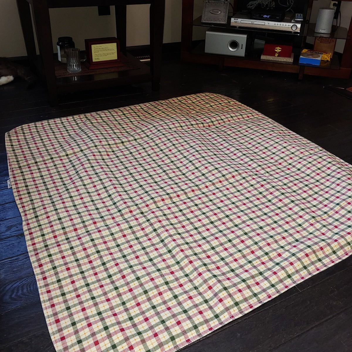 48x48 Tan Plaid Washable Puppy Potty Pee Pads
